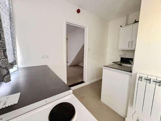 Flat for sale in Walton, Eastbridge