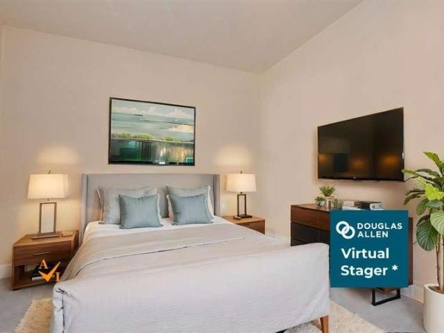 Flat for sale in Vange, Essex