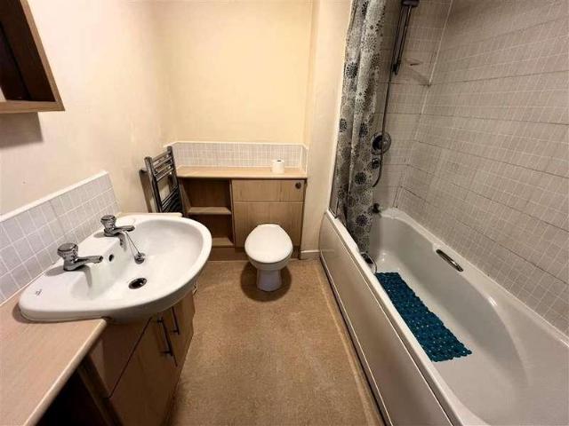 Flat for sale in Knottingley, West Yorkshire