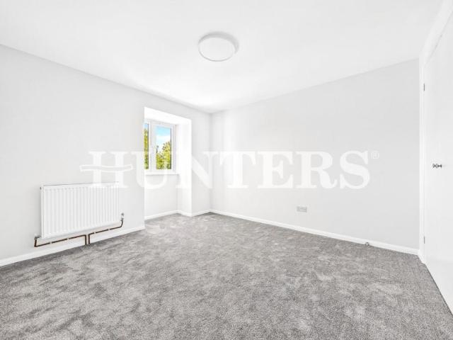 Flat for sale in Greater London