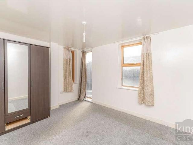 Flat for sale in Greater London