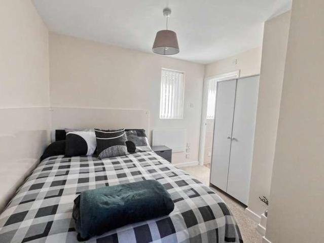 Flat for sale in Canford Heath, Poole
