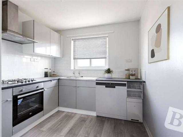 Flat for sale in Barking
