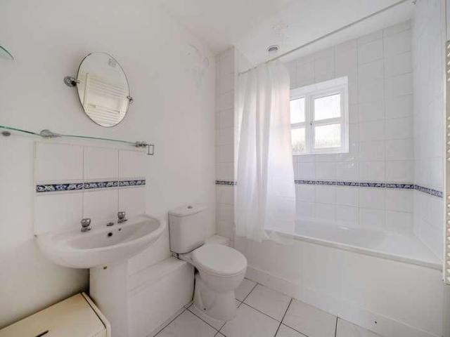 Flat for sale in Lower Halliford, Surrey