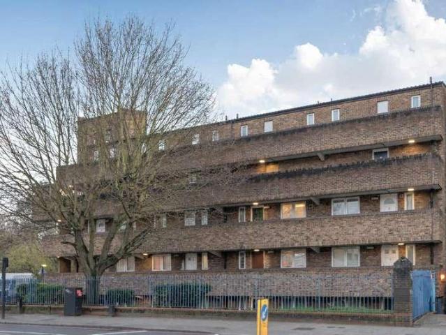 Flat for sale in London Borough of Lewisham, Greater London