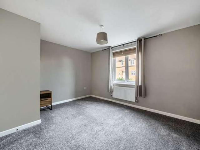 Flat for sale in Faringdon, Vale of White Horse