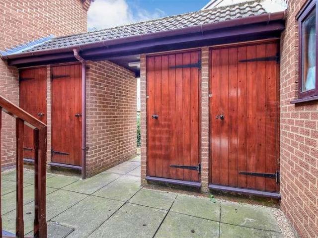Flat for sale in Chesterton, Arbury
