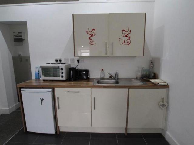 Flat for sale in Calderstones