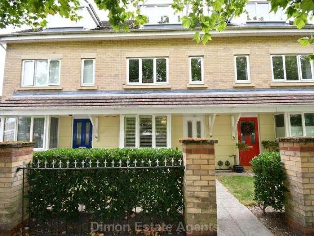Flat for sale in Hardway, Middlecroft