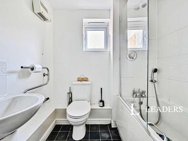 Flat for sale in Bitterne, City Of Southampton