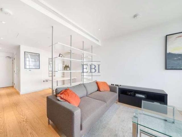 Flat for sale in Greenwich Peninsula, Greater London