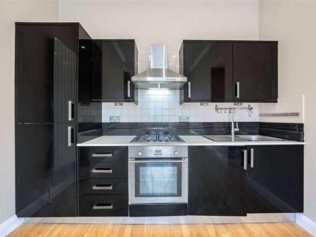 Flat for sale in Kensal Town, Maida Vale