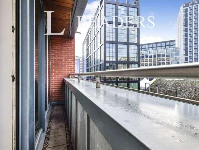 Flat for sale in City Centre, Georgia