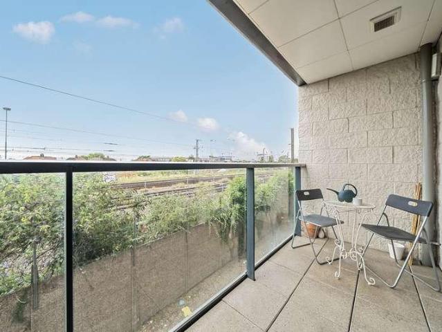 Flat for sale in Hayes, Hayes