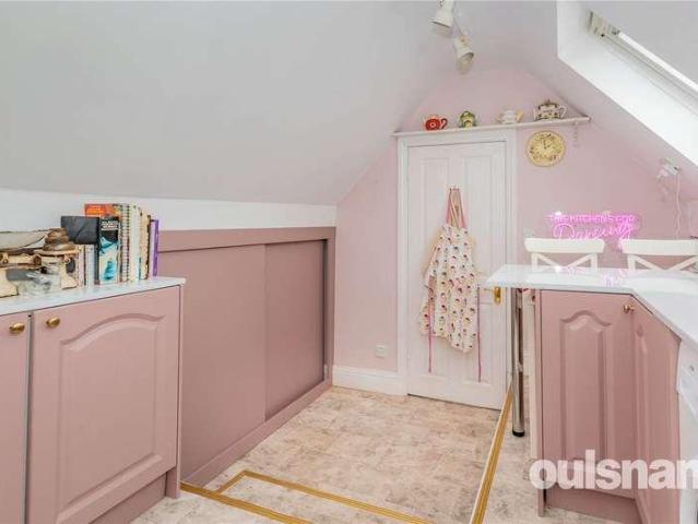 Flat for sale in Cotteridge, West Midlands
