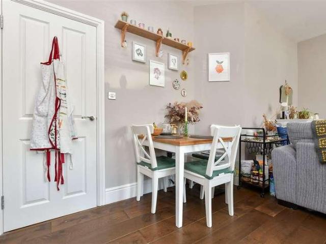 Flat for sale in Westbrook, Acol