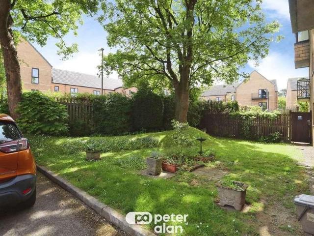 Flat for sale in Falcon Lodge, Wales