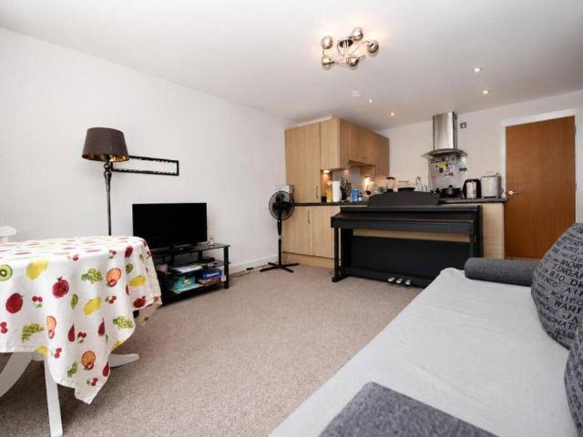 Flat for sale in West End, Fareham