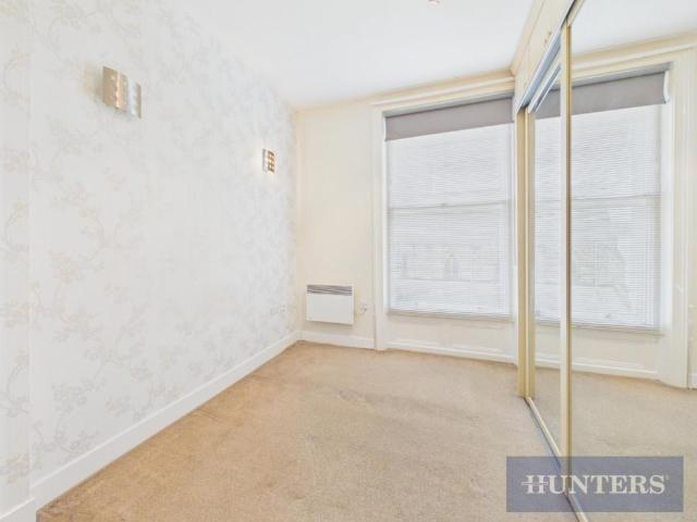 Flat for sale in South Cliff, Kepwick
