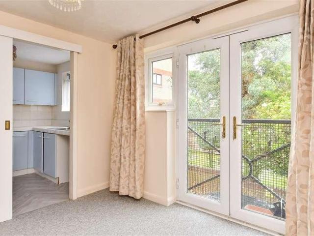 Flat for sale in Brighton & Hove