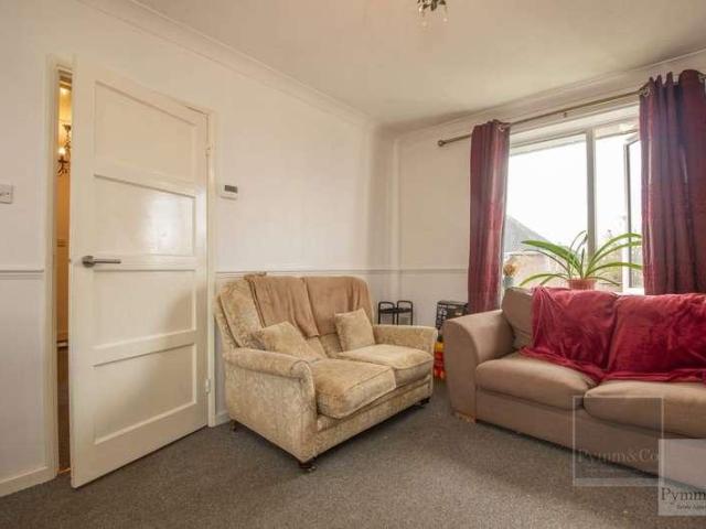 Flat for sale in Earlham Rise, East Bank