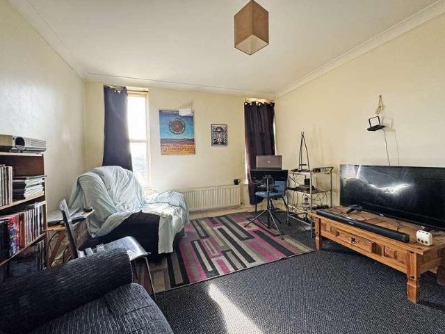 Flat for sale in Hartlepool, Stranton