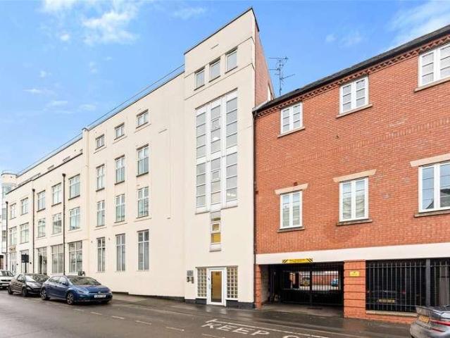 Flat for sale in Milverton, Green Close