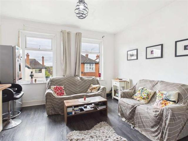 Flat for sale in Westborough, Surrey
