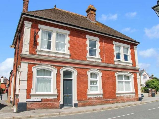 Flat for sale in Fareham, Wickham