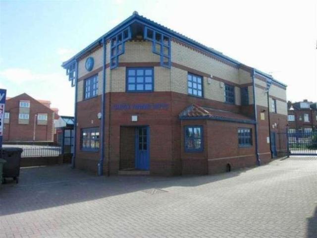 Flat for sale in West Yorkshire