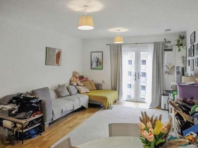 Flat for sale in Alperton, Greater London