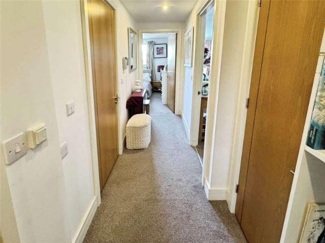 Flat for sale in Clacton-on-Sea, Tendring