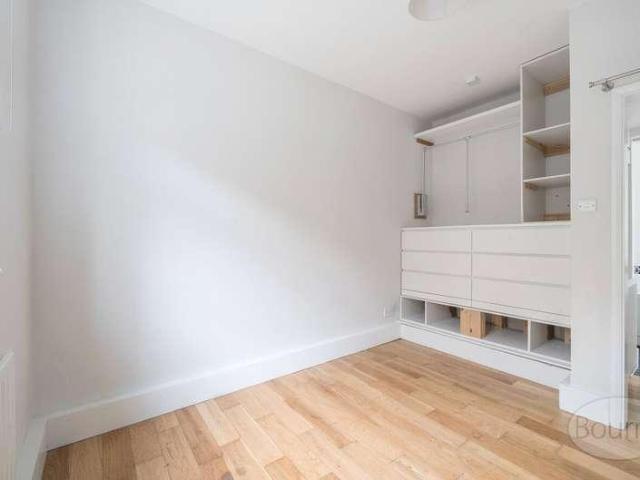 Flat for sale in Bolton Low Houses, Hampshire
