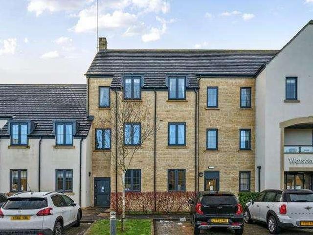 Flat for sale in Chipping Norton, Black Bourton