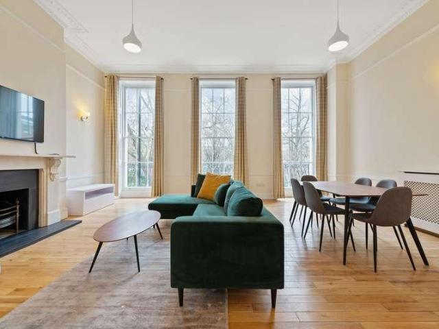 Flat for sale in Marylebone, Greater London