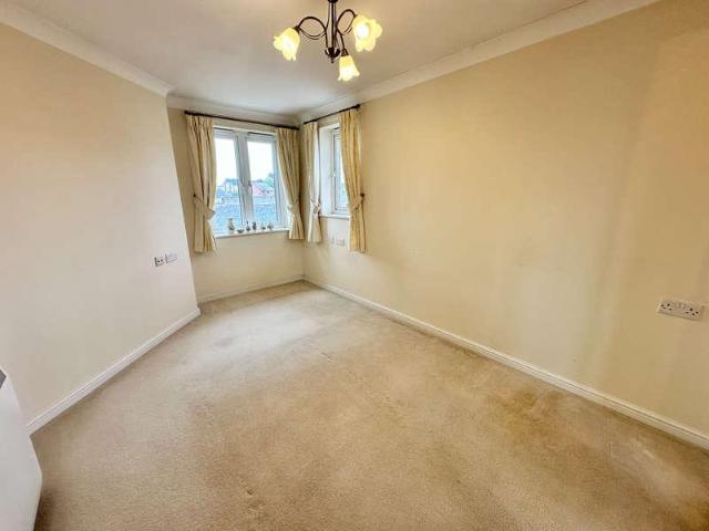 Flat for sale in Pilton, Kentisbury