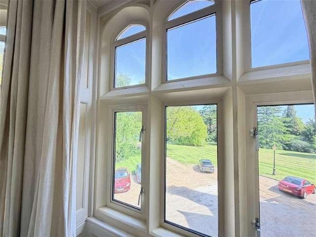 Flat for sale in Pachesham Park, Surrey