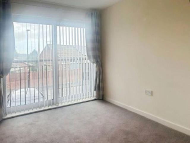 Flat for sale in Ecclesfield, South Yorkshire