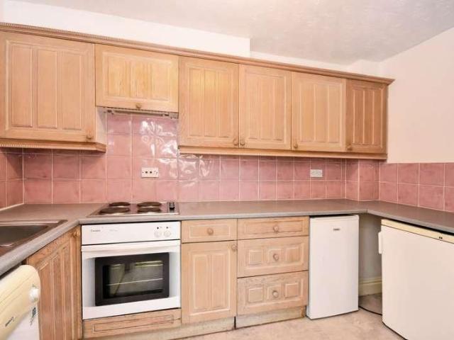 Flat for sale in Quarrendon, Aylesbury
