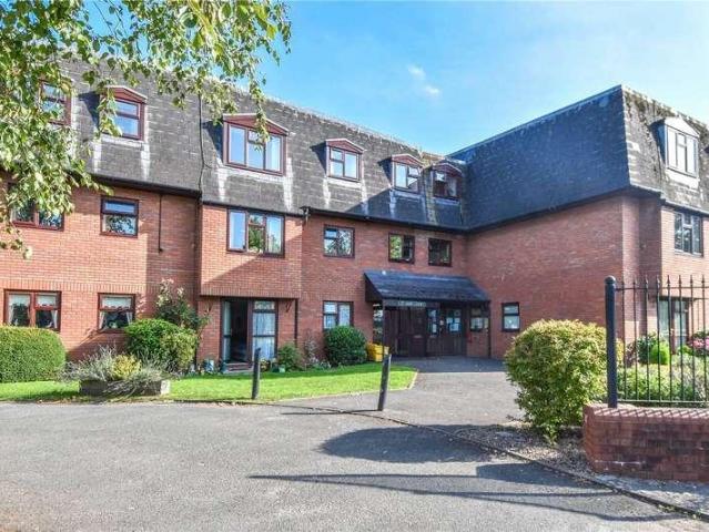 Flat for sale in Bromsgrove