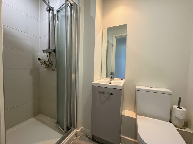 Flat for sale in South Ashford, Bridgefield