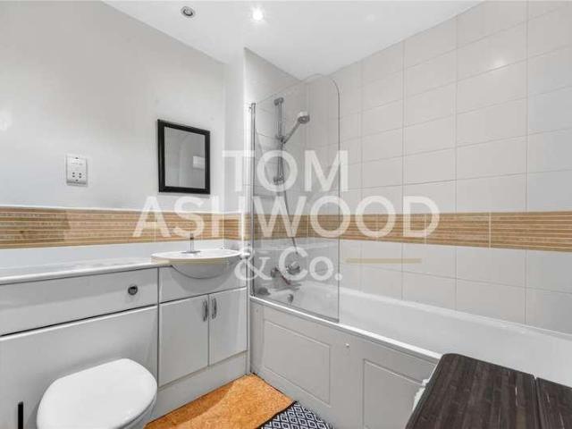 Flat for sale in Roding Riverside, Greater London