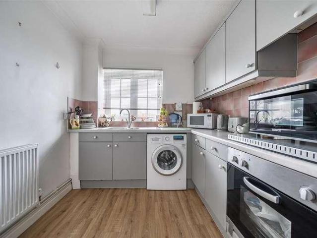 Flat for sale in Chichester, Littlecote