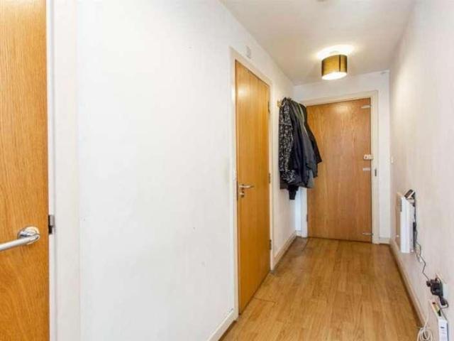 Flat for sale in Stratford Marsh, Greater London