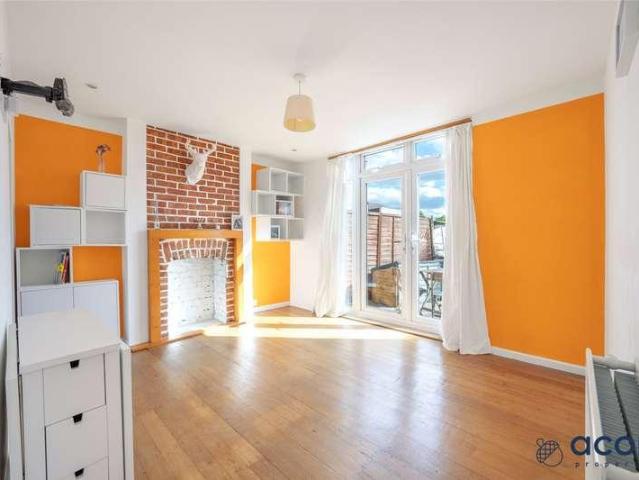 Flat for sale in London Borough of Brent, Greater London