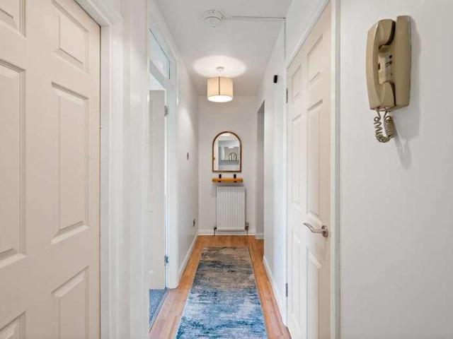 Flat for sale in Inverkeithing, Scotland