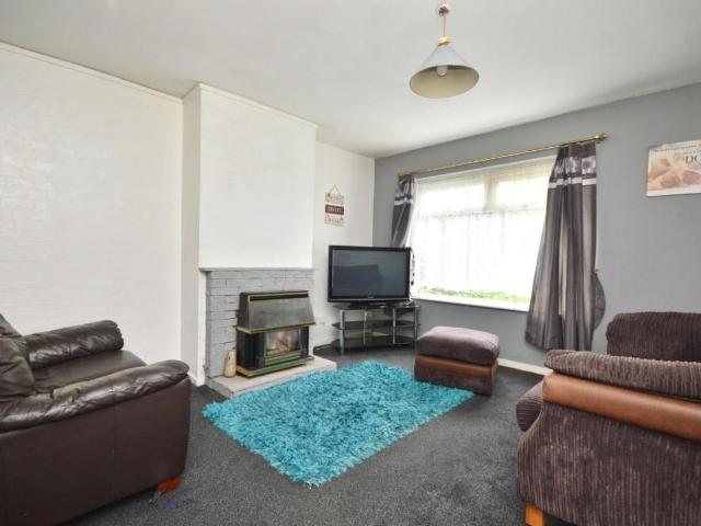 Flat for sale in Feckenham, City Of Bristol
