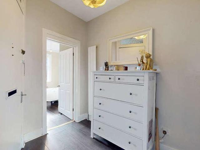 Flat for sale in Thornwood, Glasgow