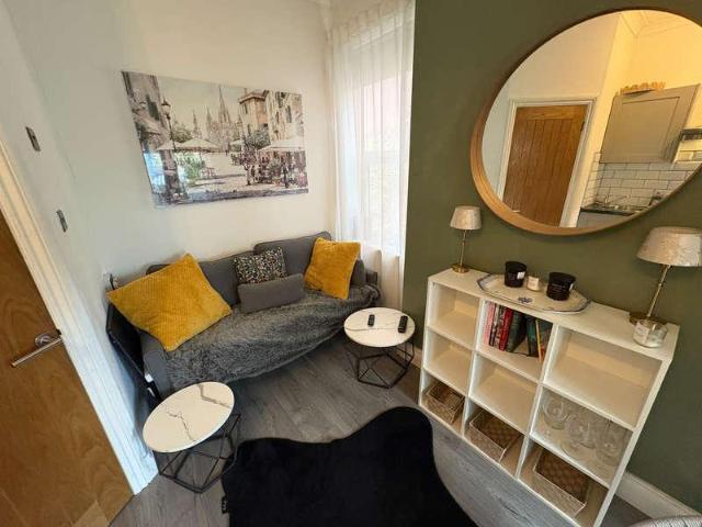 Flat for sale in West Midlands