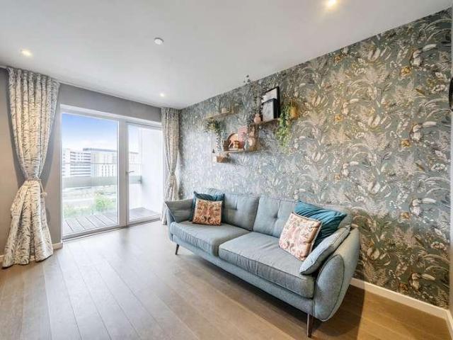 Flat for sale in Barnsbury, Greater London